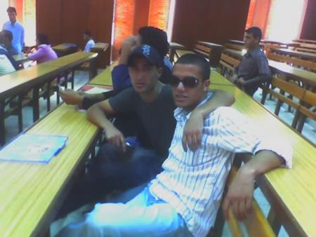 moi et tarik f l'emphi
